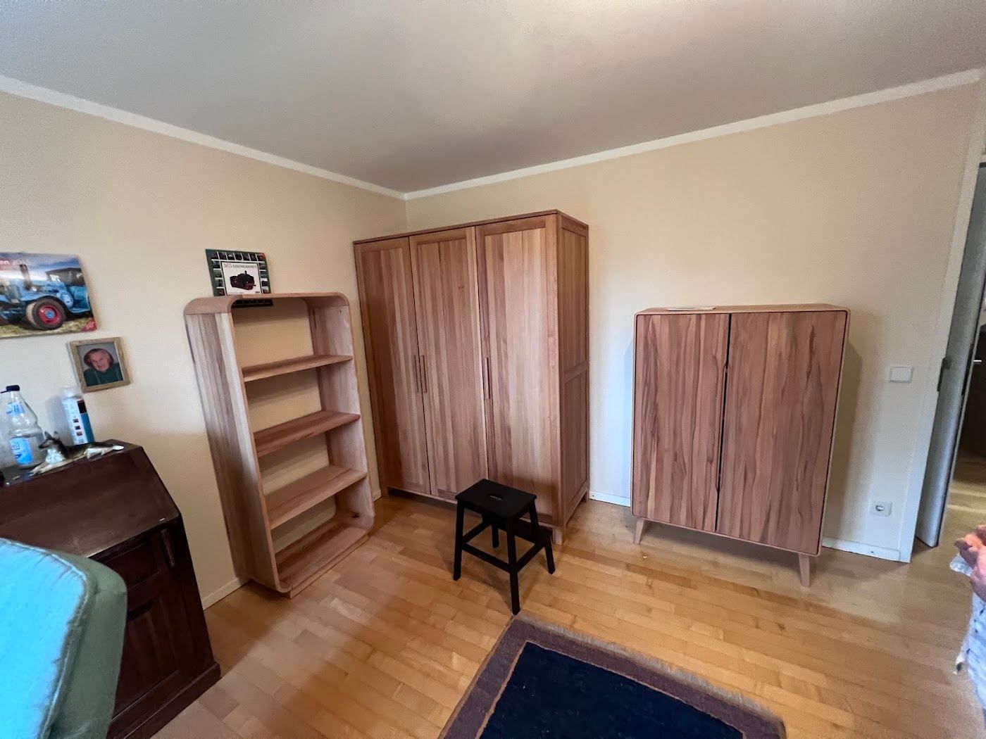 Fertig eingerichtetes Schlafzimmer